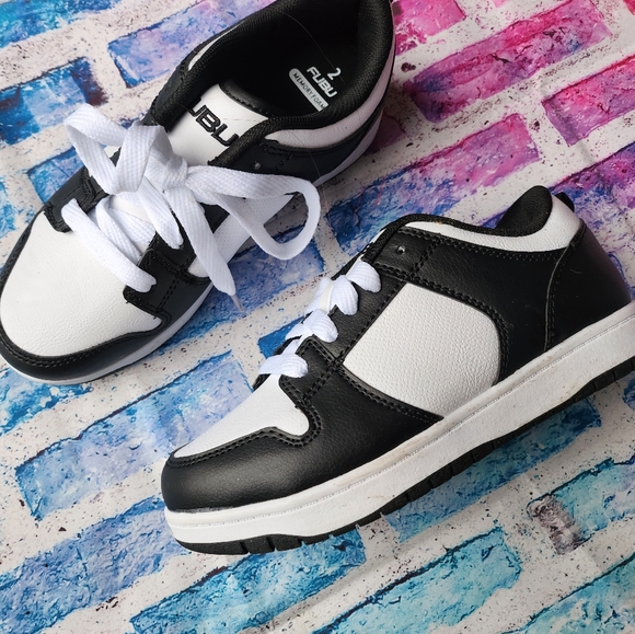 FUBU Other - 2 For 10 Sale Like New Black and White FUBU Youth Athletic Shoes Low